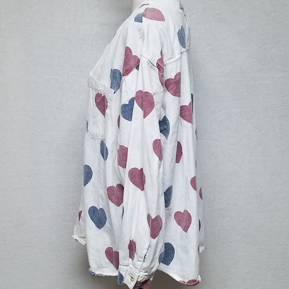 Vintage 80s Carolina Colours 11 White Blue Red Heart Denim V-neck Button Up Top - Picture 7 of 13